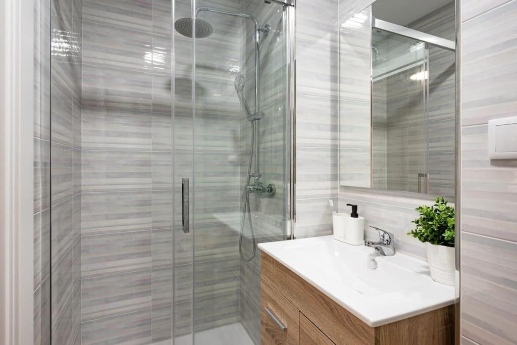 Apartament Piso En El Corazon De Gijón Zewnętrze zdjęcie