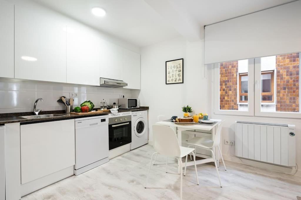 Apartament Piso En El Corazon De Gijón Zewnętrze zdjęcie